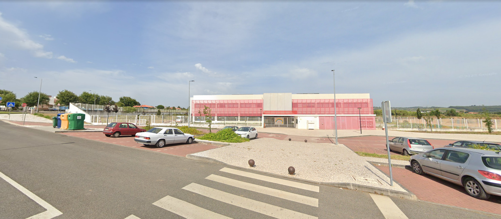 Projeto de substituição para cobertura do pavilhão desportivo de apoio ao Centro Educativo do Bombarral